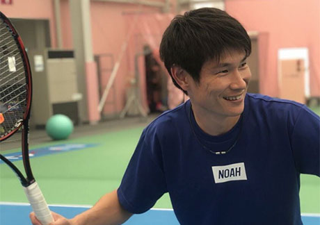 國末（くにすえ）コーチ