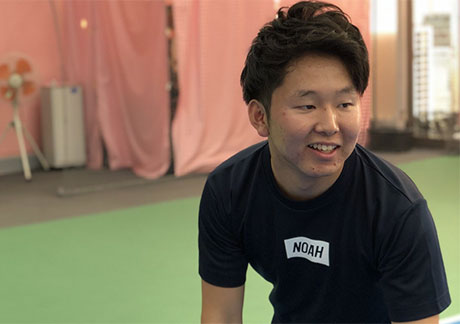 恒松（つねまつ）コーチ